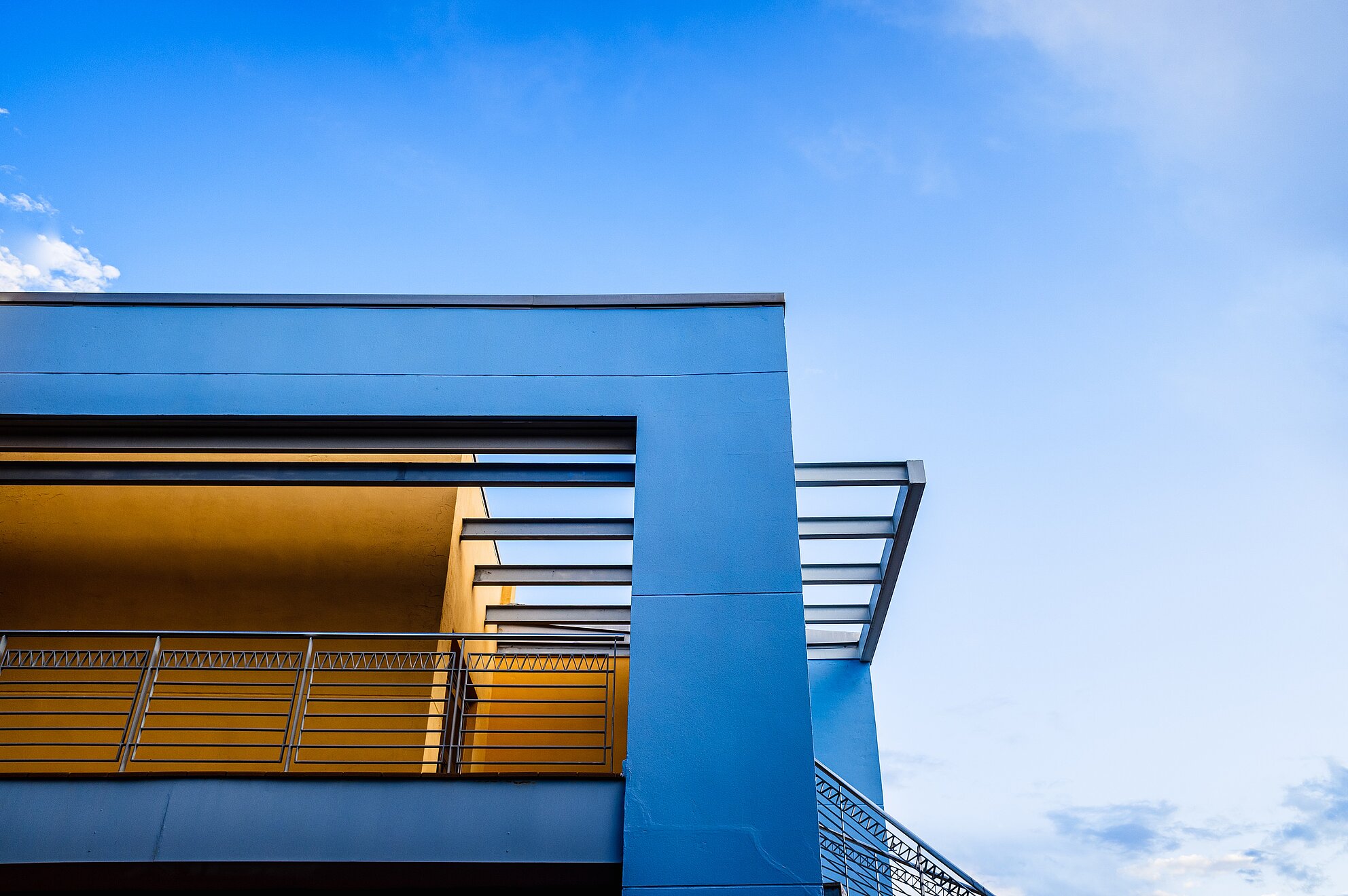 Exterior wall paint Elementis Global